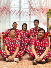 Load image into Gallery viewer, (Christmas) Red Snowy Penguin