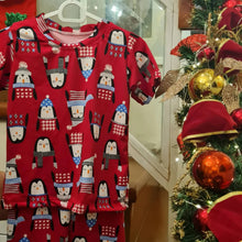 Load image into Gallery viewer, (Christmas) Red Snowy Penguin