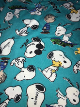 Load image into Gallery viewer, Snoopy Classic Pajama Set
